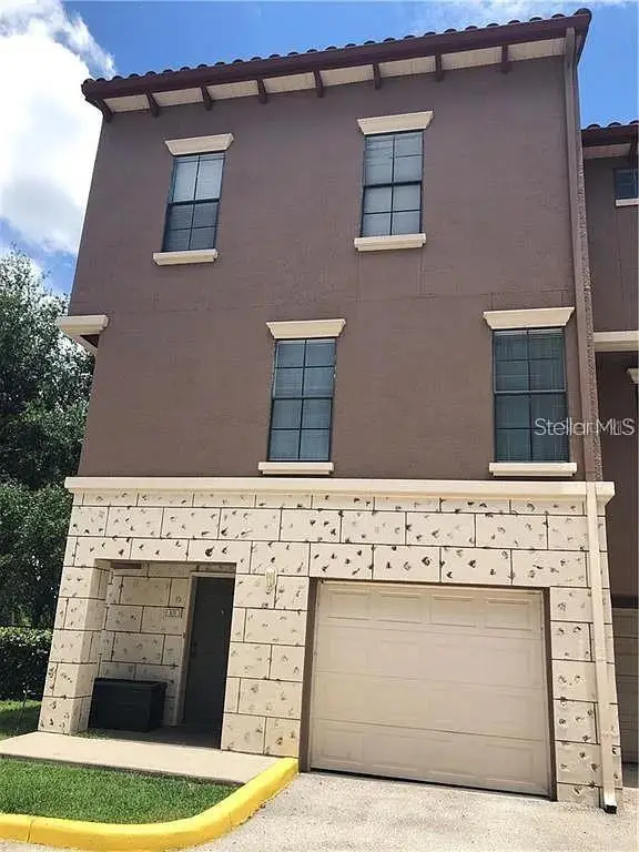 6129 Metrowest Blvd #101, FL