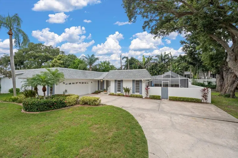 1972 Sever Dr, FL