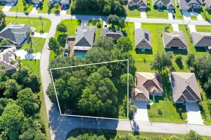 22 Lucas Ln, FL
