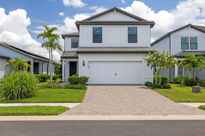 5765 Silverside Pine Ct, FL