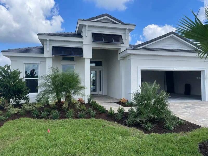 1561 Lake Bank Ln, FL