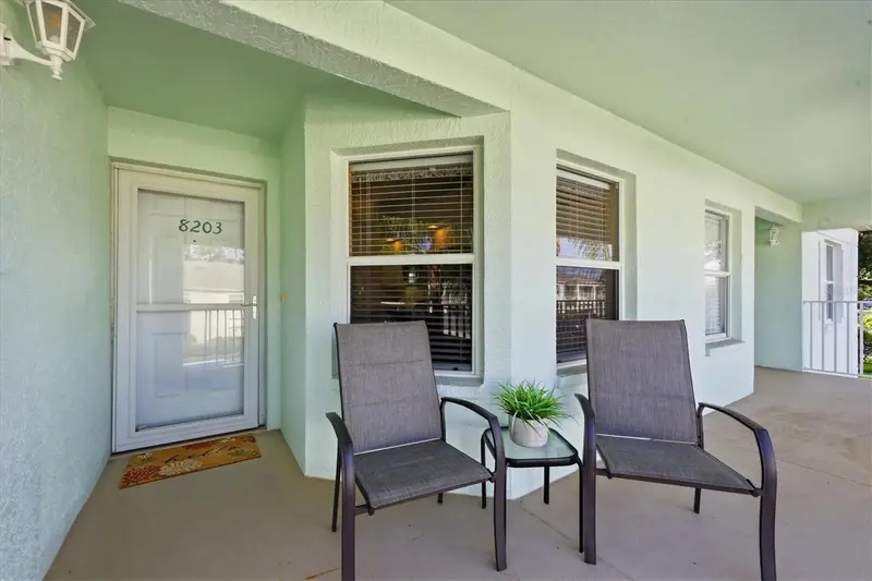 5725 Greenwood Ave #8203, FL
