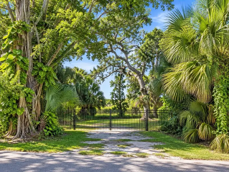 Lot 12 Montclair Dr, FL