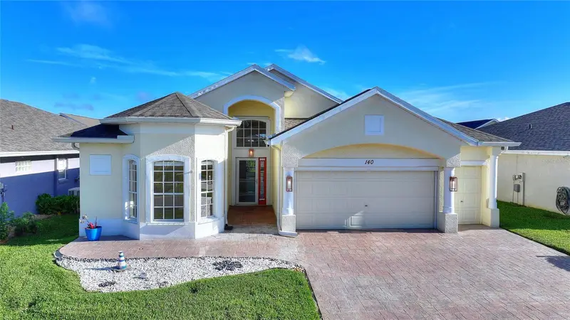 140 Moss Ln, FL