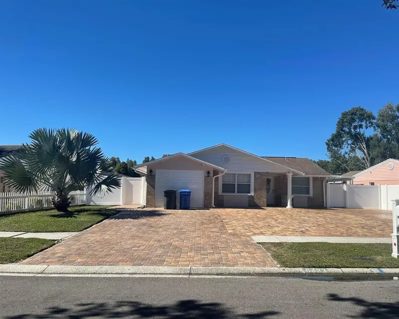 6423 Monterey Blvd, FL