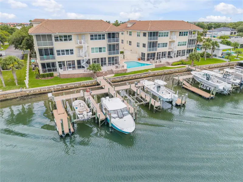 273 Middle Way #G, FL