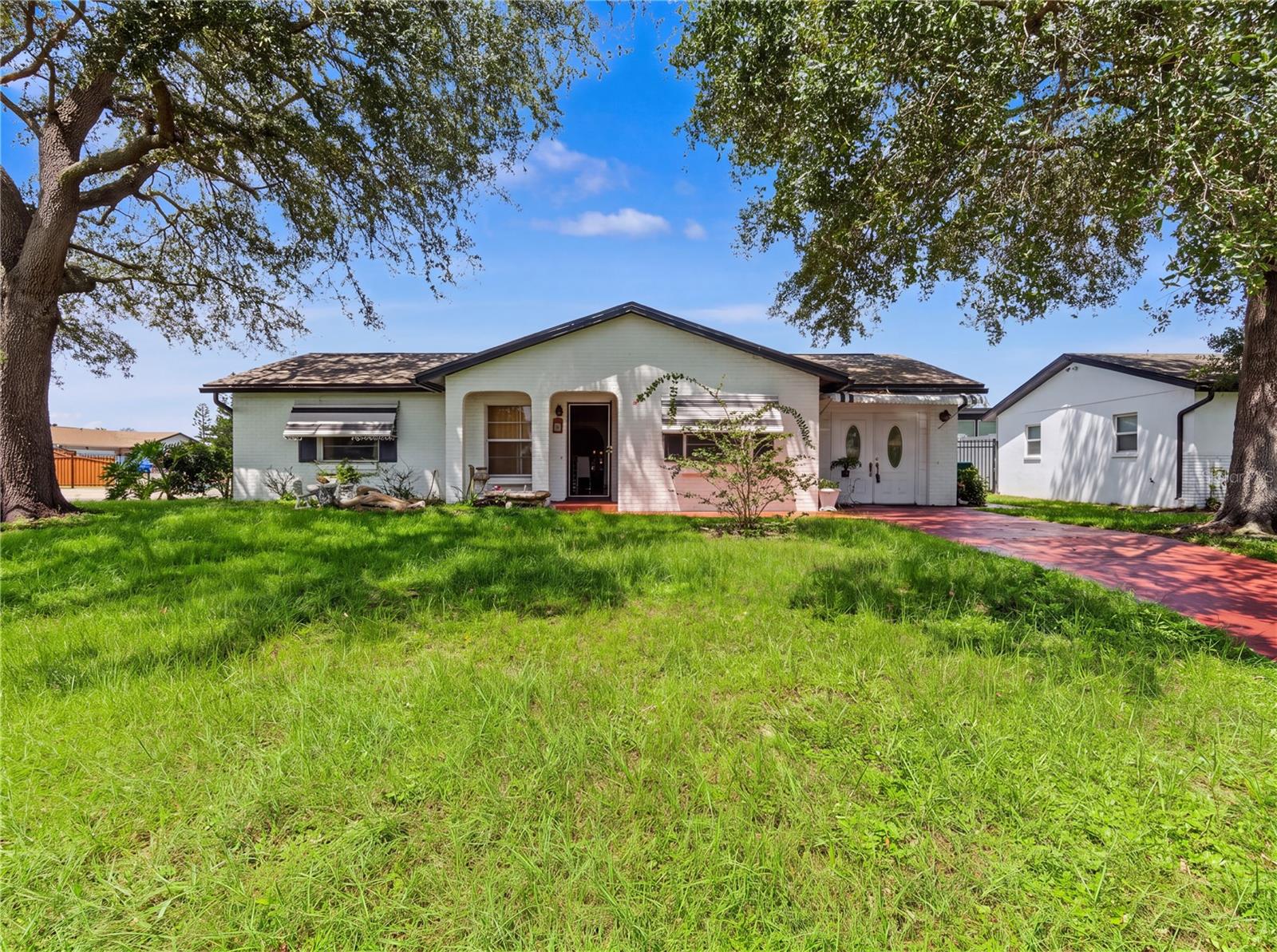 99 Toluca Dr, FL