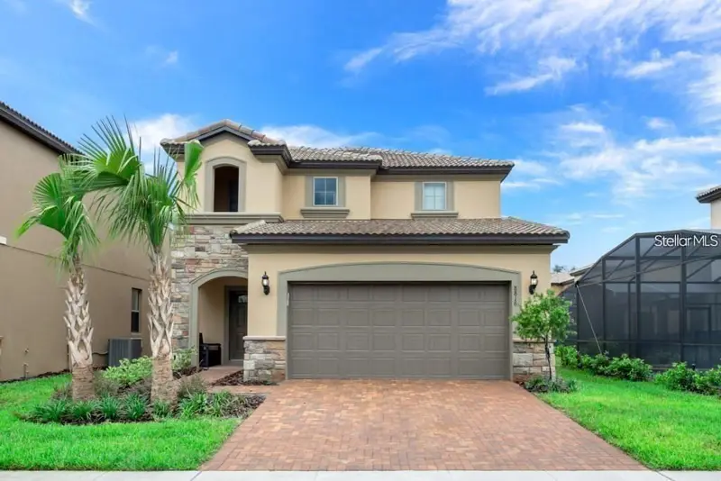 8816 Corcovado Dr, FL