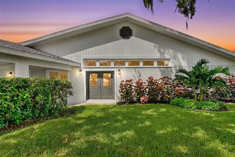 341 Shore Dr, FL