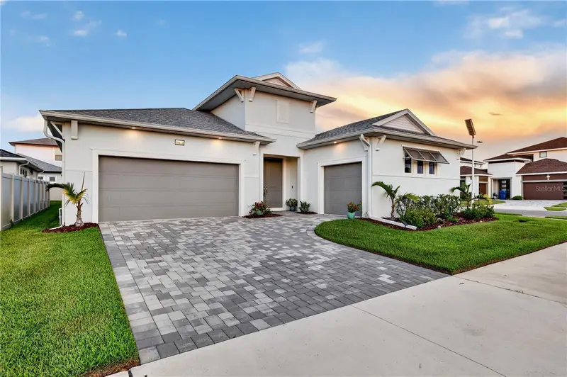 10470 Purple Thistle Way, FL