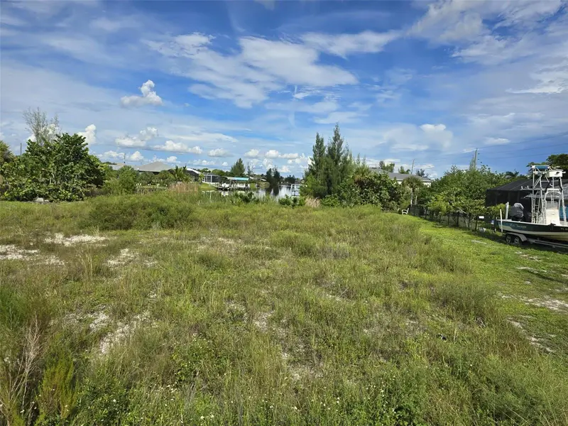 14488 Fort Myers Ave, FL
