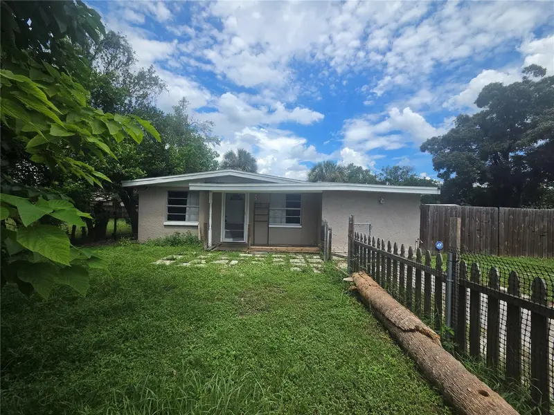 916 E 123rd Ave, FL