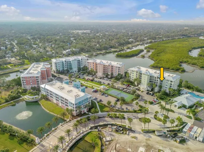 5 Riverwalk Dr #306, FL