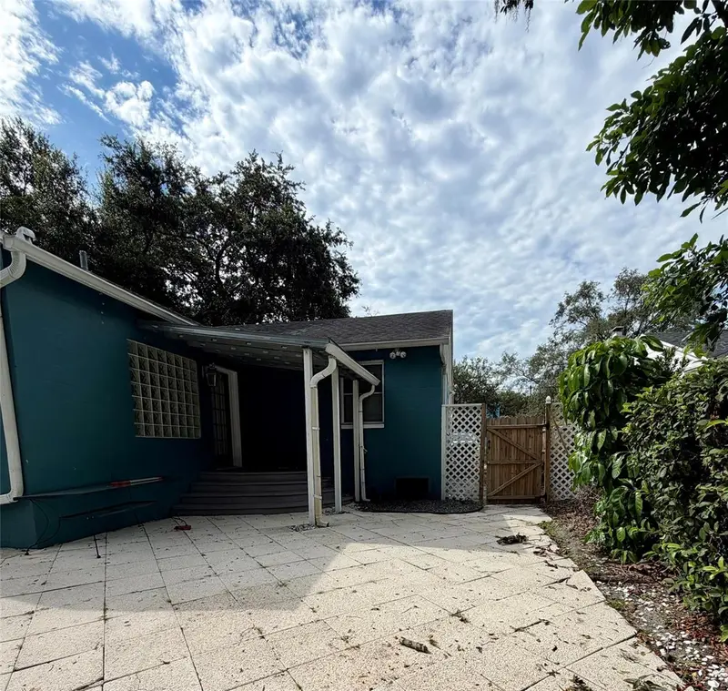 471 Holt Ave, FL
