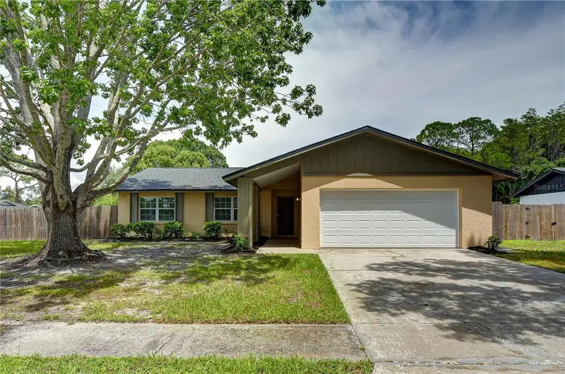 13931 Pathfinder Dr, FL