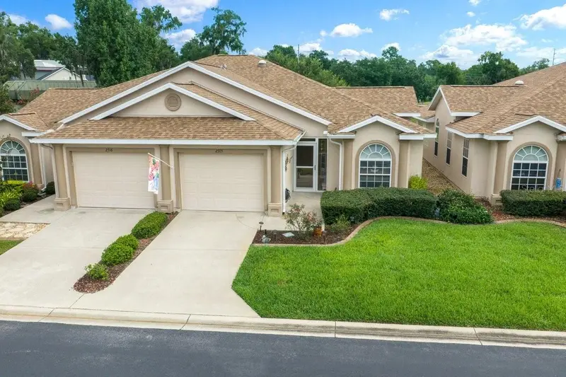 2315 Se 18 Cir, FL
