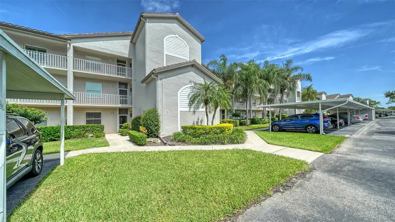 8735 Olde Hickory Ave #8105, FL