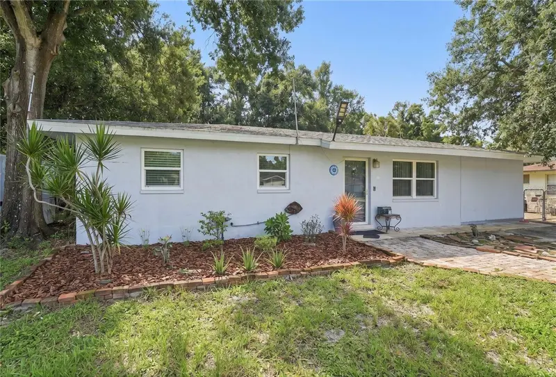 2143 Amanda Dr, FL