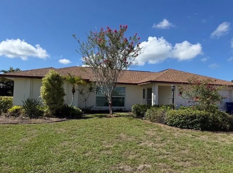 386 Pineview Dr, FL