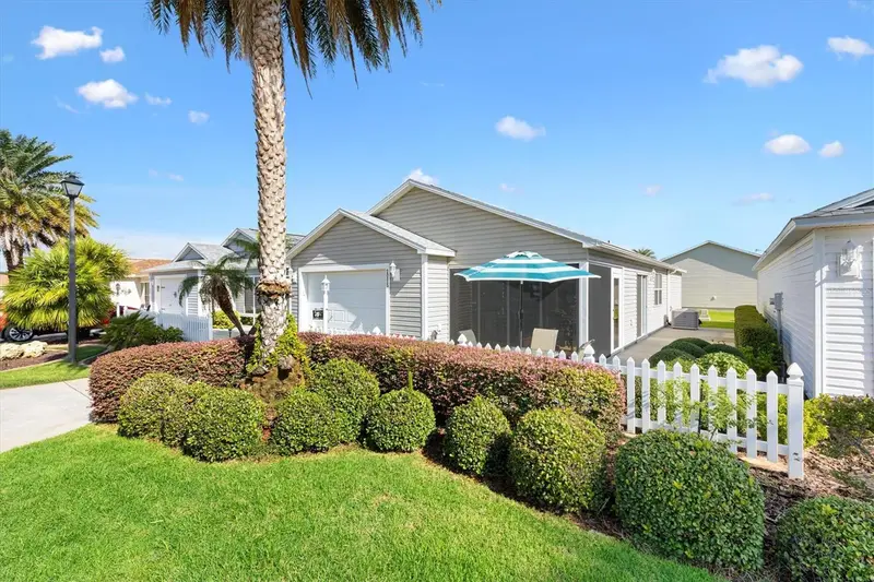 2015 Peaceful Pl, FL
