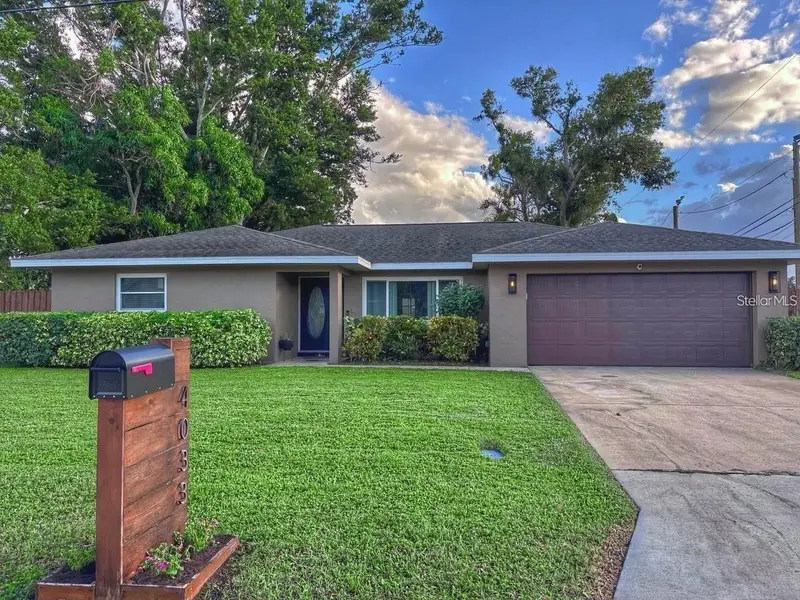 4033 13th Ave W, FL