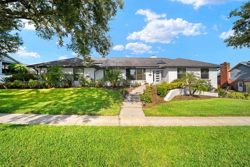 Valrico listing