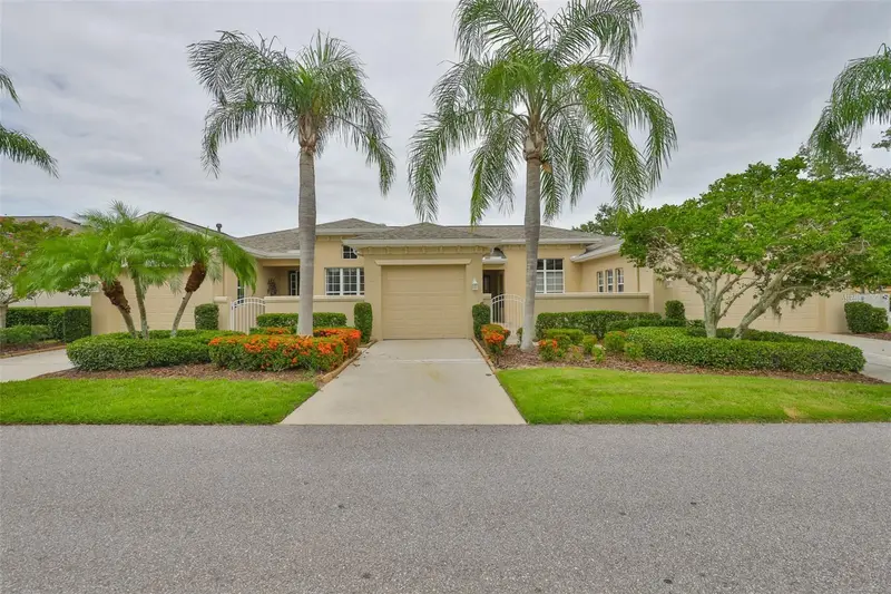 2292 Sifield Greens Way #59, FL