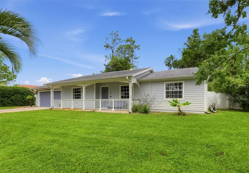 5 Banner Ln, FL