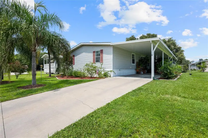 38417 Monet Dr, FL