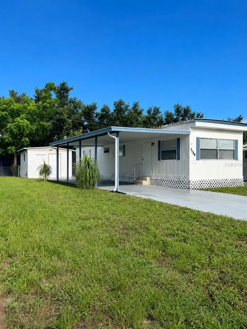 7134 Lofty Dr, FL