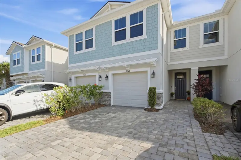 8342 Wildflower Glen Ave, FL