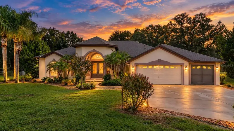 7716 Pine Lands Dr, FL