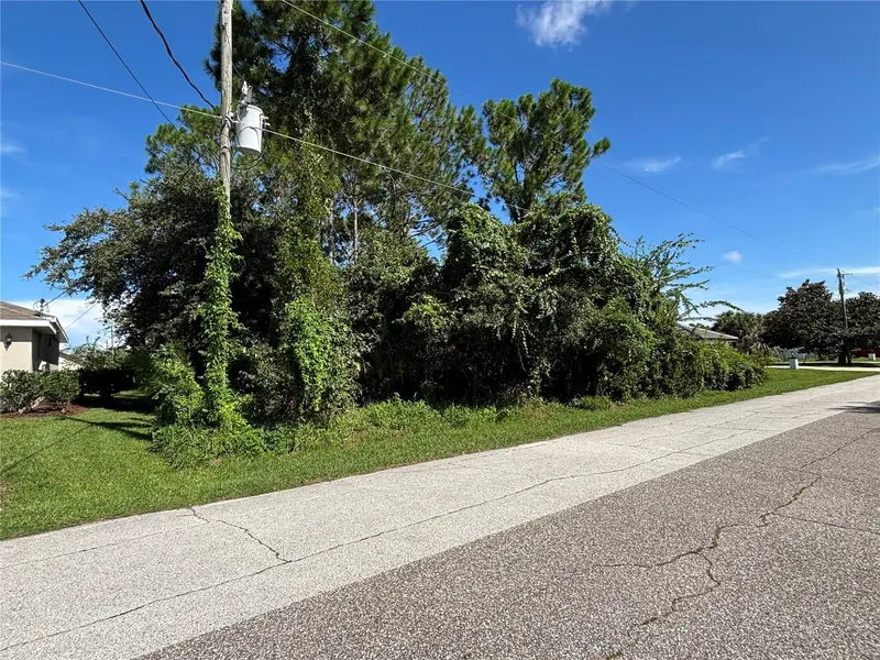 25 Flinthill Ln, FL