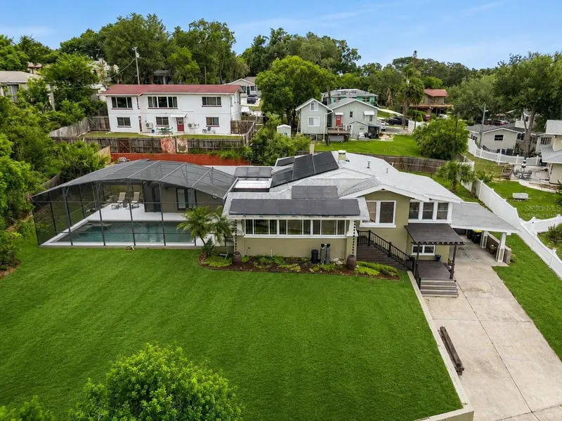 344 Crystal Lake Dr, FL