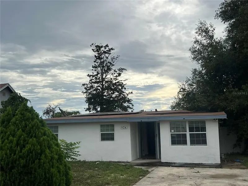 924 Ferndell Rd, FL