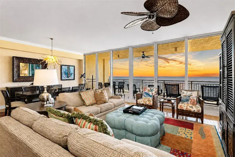 15208 Gulf Blvd #404, FL
