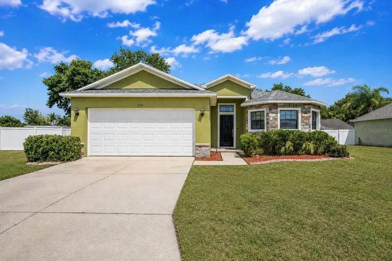 7019 Heatherbrook Dr, FL
