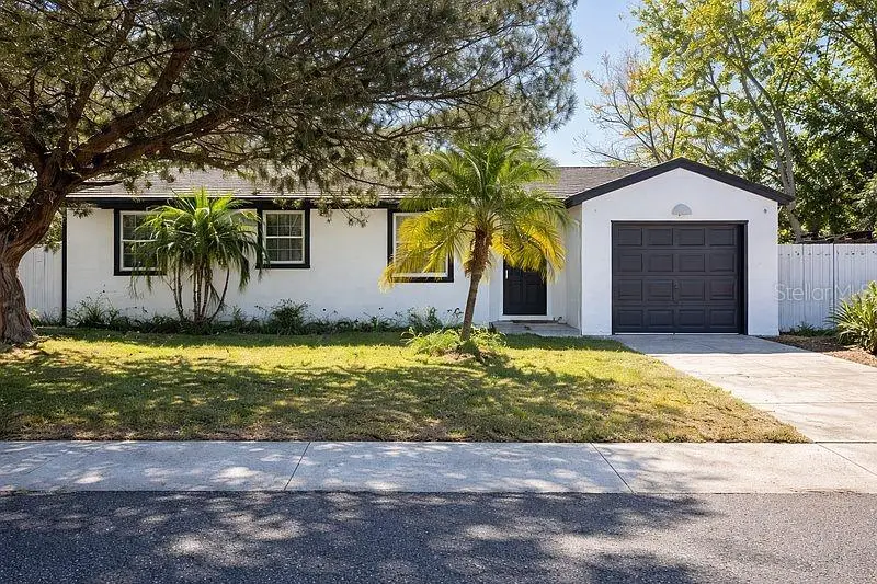 640 Jasmine Rd, FL
