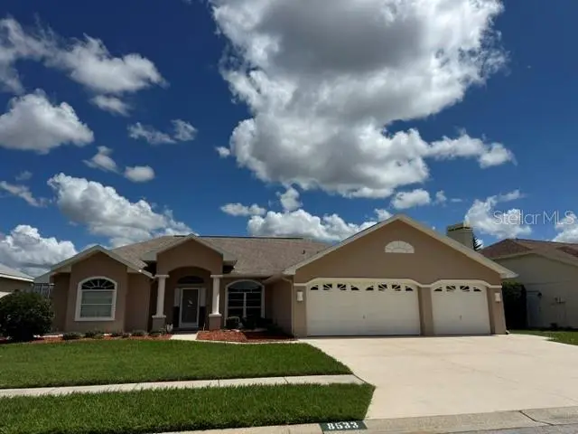 8533 Coral Creek Loop, FL