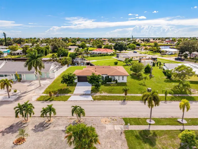 155 Morgan Ln Se, FL