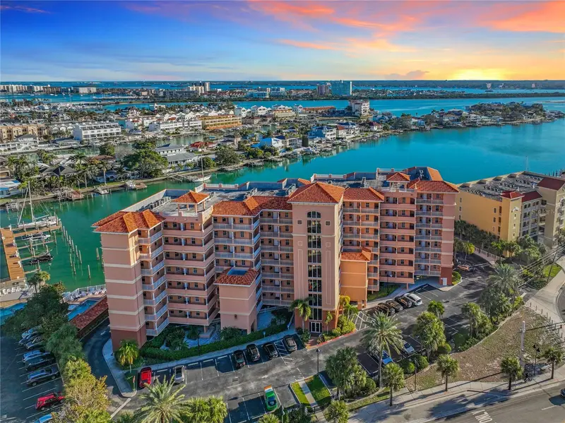 530 S Gulfview Blvd #500, FL
