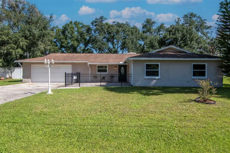 1912 May St, FL