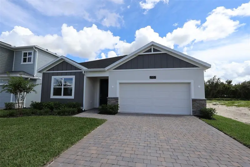 2957 Sweetgrass Ln, FL