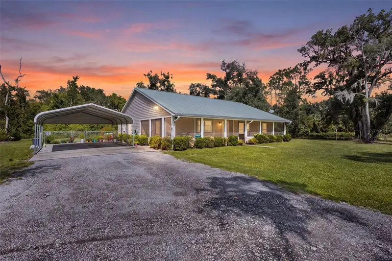 303 Ne 290th Ave, FL