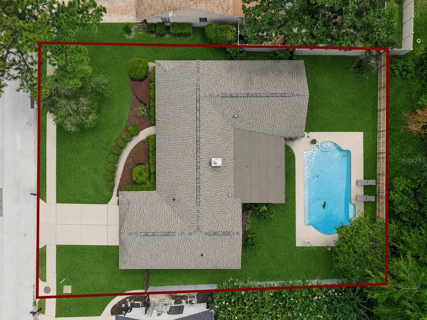 734 Riverbend Blvd, FL