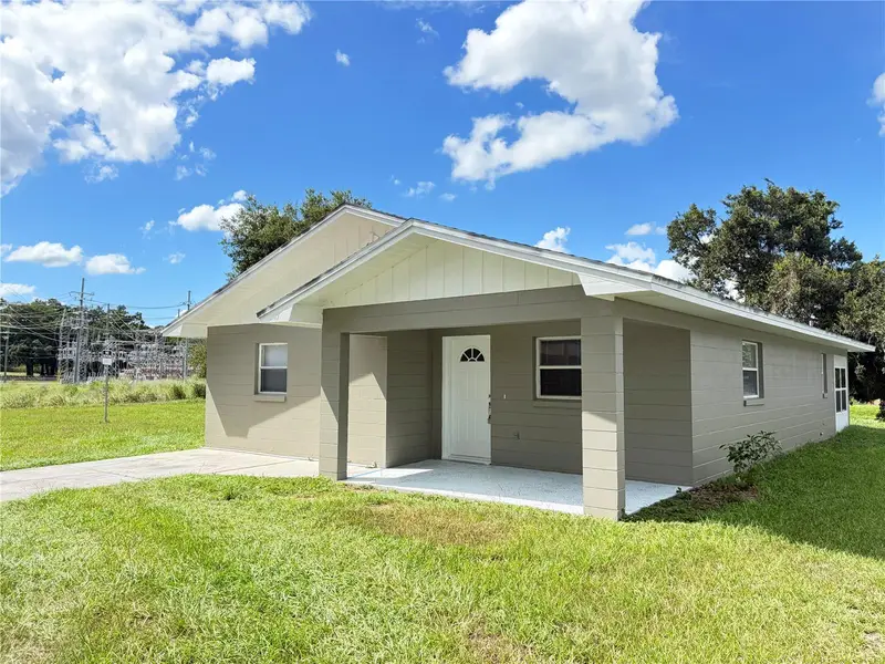 1117 Blossom Cir N, FL