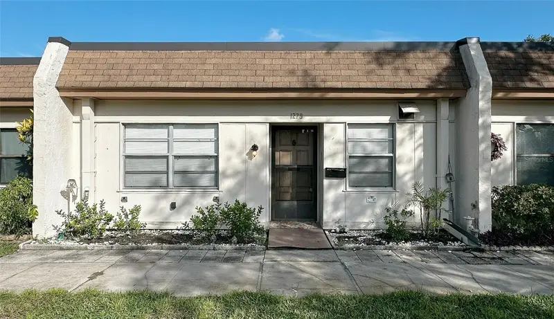 1279 Mission Hills Blvd, FL
