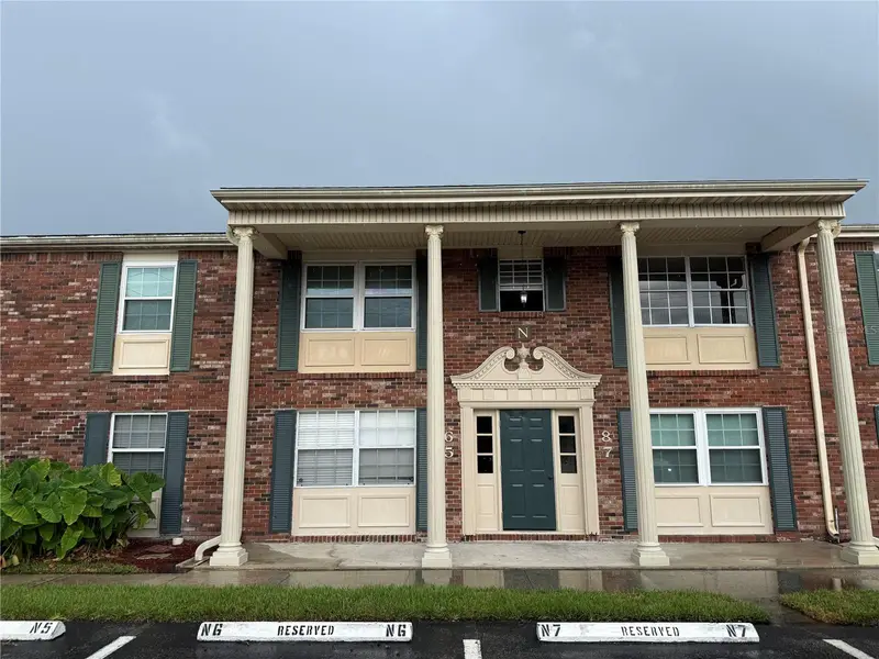 1920 E Edgewood Dr #N8, FL