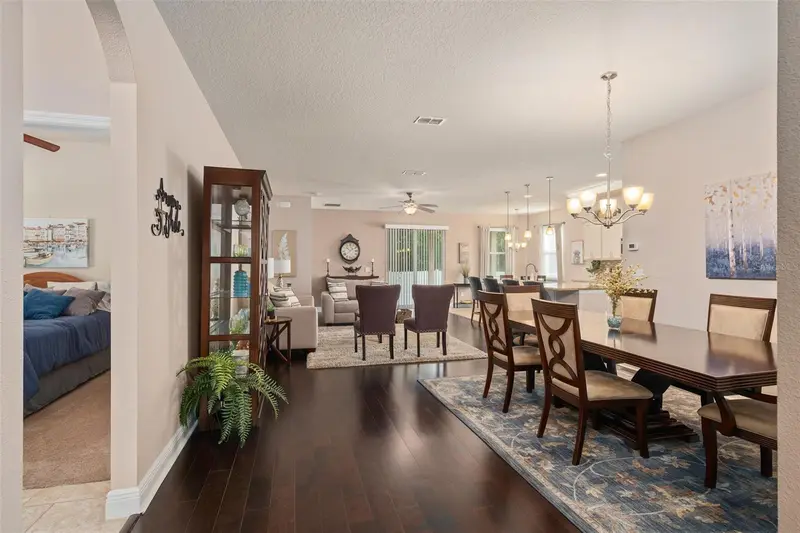 1007 Flagstone Ct, FL