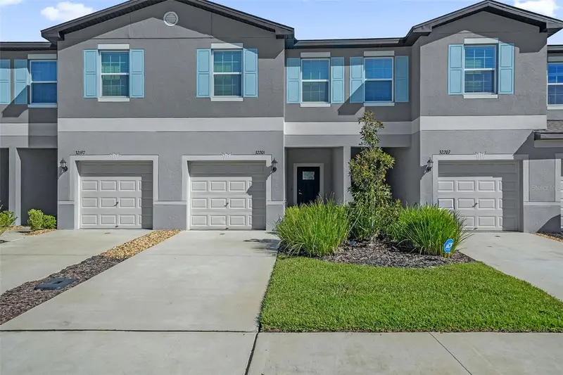 32201 Powderpuff Mimosa Dr, FL